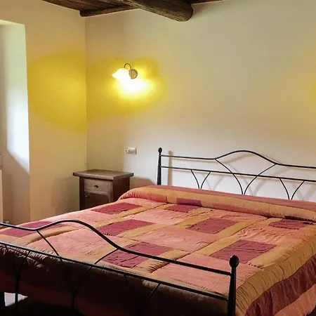 Vista Del Mondo - Sleeps 12 Castel San Felice